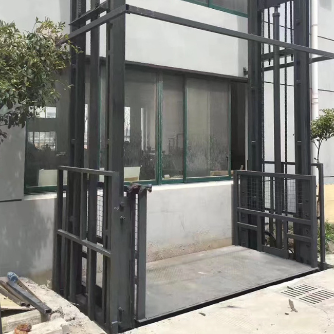 泌阳5吨室外升降货梯